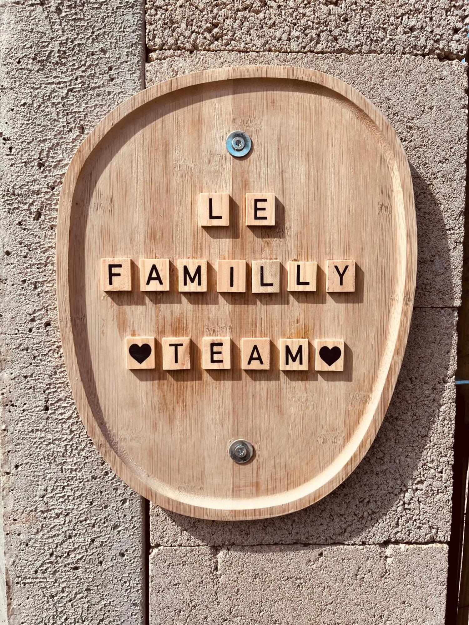 Le Familly Team Hotell Ardres Eksteriør bilde